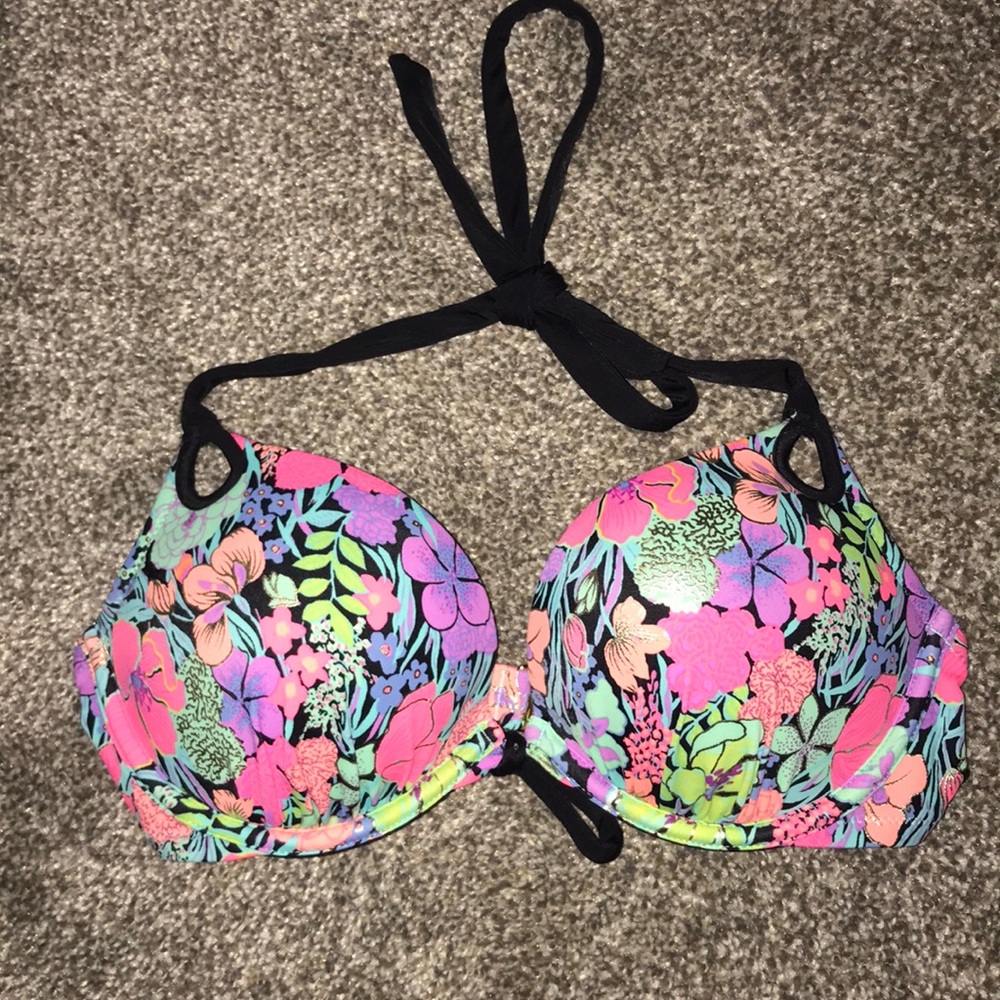 Victoria’s Secret Swim Suit Top